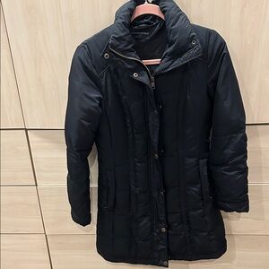 Banana Republic Women's black Puffer Jacket size XS